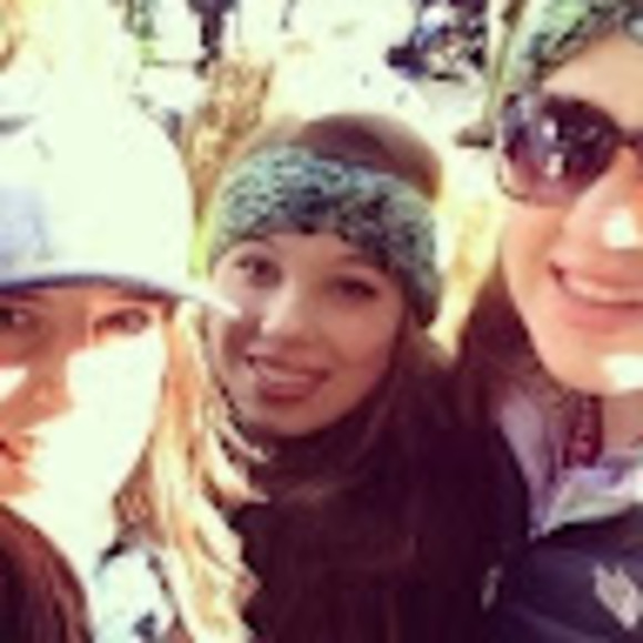 Meet your Posher, Emma - Picture 1 of 1